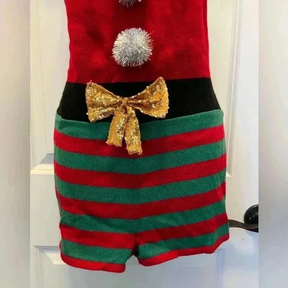 Christmas Jumper and Santa Hat - Picture 8 of 10